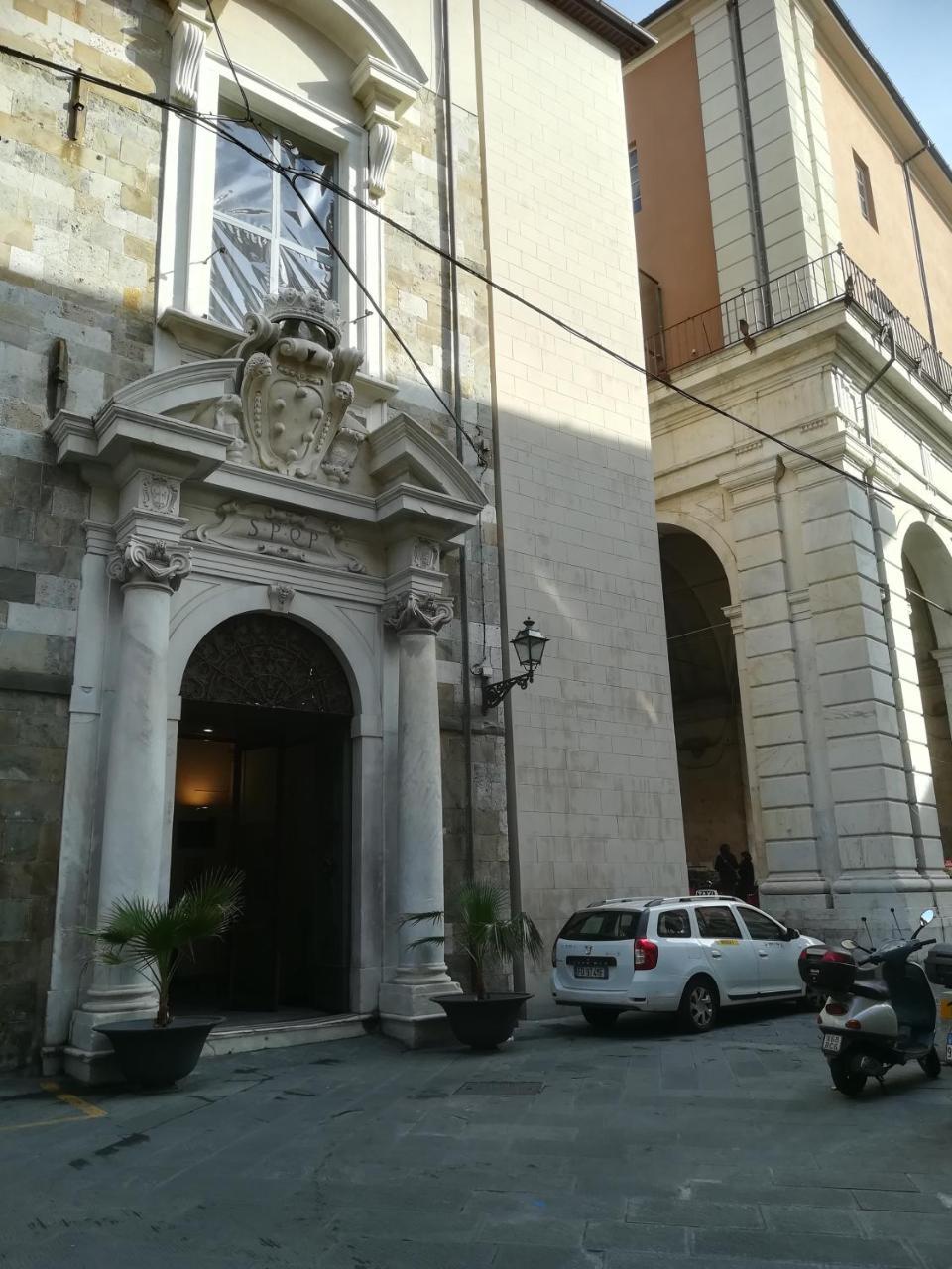 Bed and Breakfast Le Logge Pisa Exterior foto